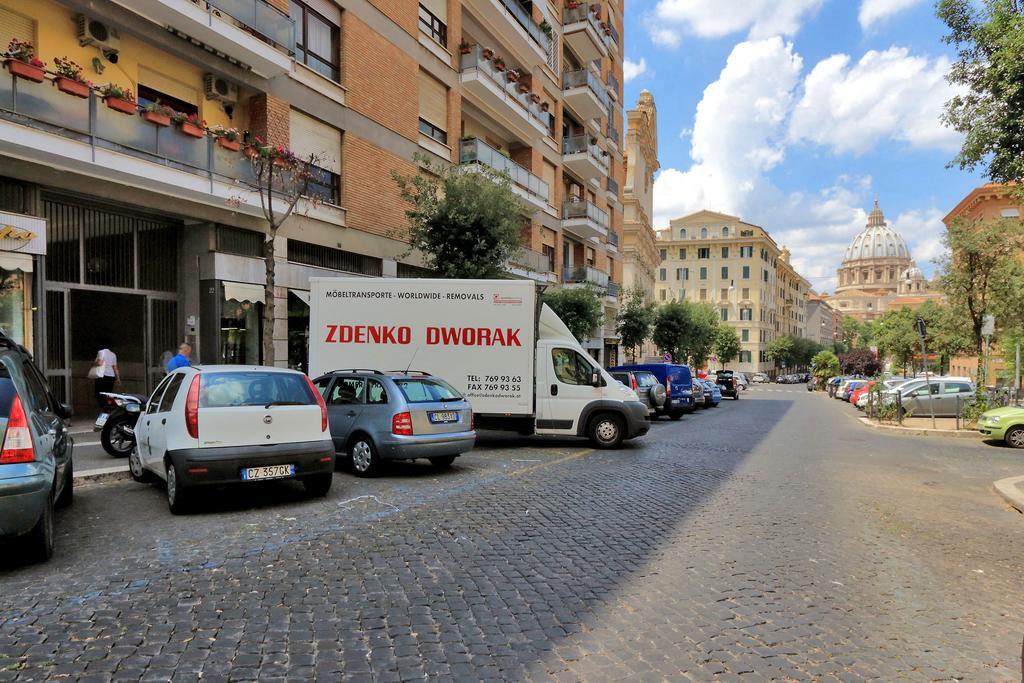 La Stazione Del Vaticano Rom Eksteriør billede